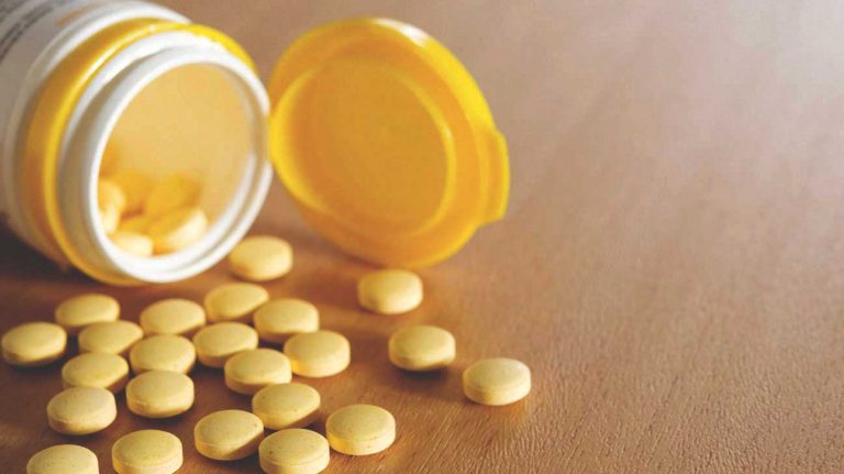 B-Complex Vitamins: Benefits, Side Effects and Dosage